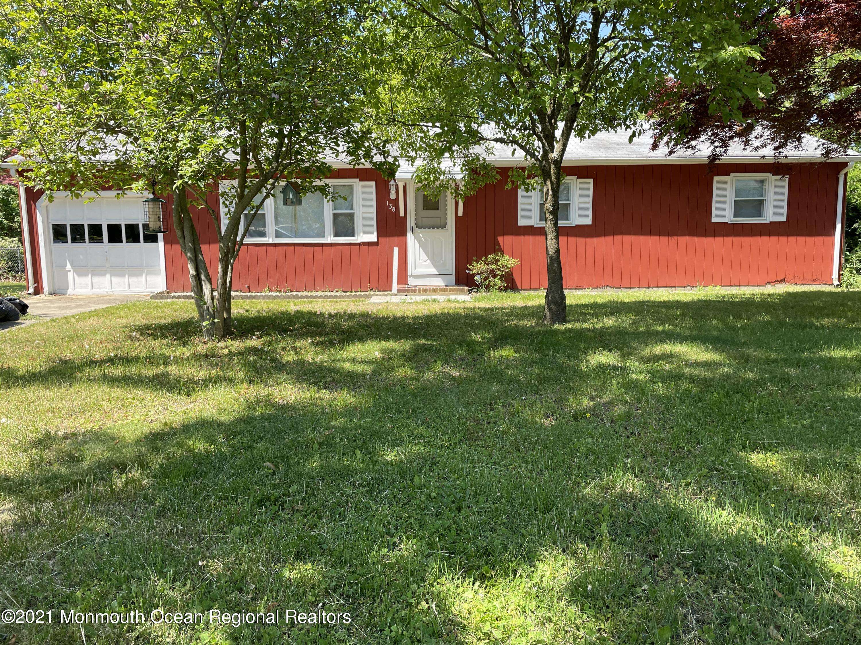 138 Idlewood Avenue, Oakhurst, NJ 07755