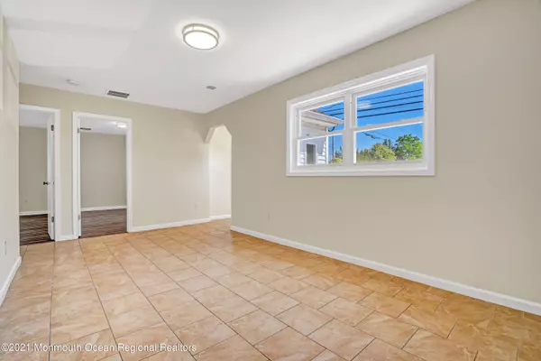 Toms River, NJ 08753,746 Fischer Boulevard