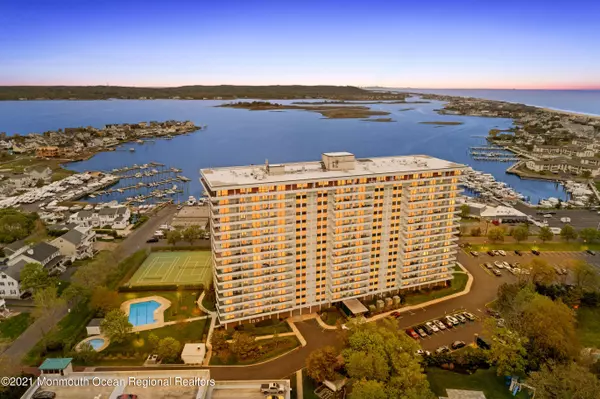 1 Channel Drive #1208, Monmouth Beach, NJ 07750