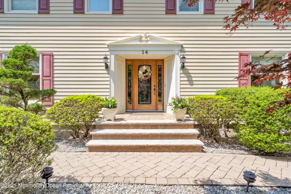 Holmdel, NJ 07733,14 Heyward Hills Drive