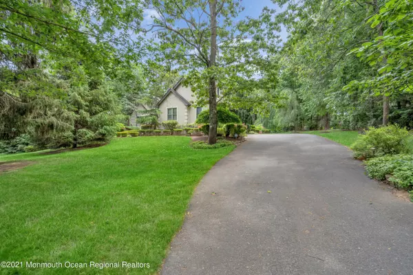 Millstone, NJ 08510,9 Tin Peddler Drive