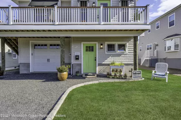 Point Pleasant Beach, NJ 08742,211 Laurel Court