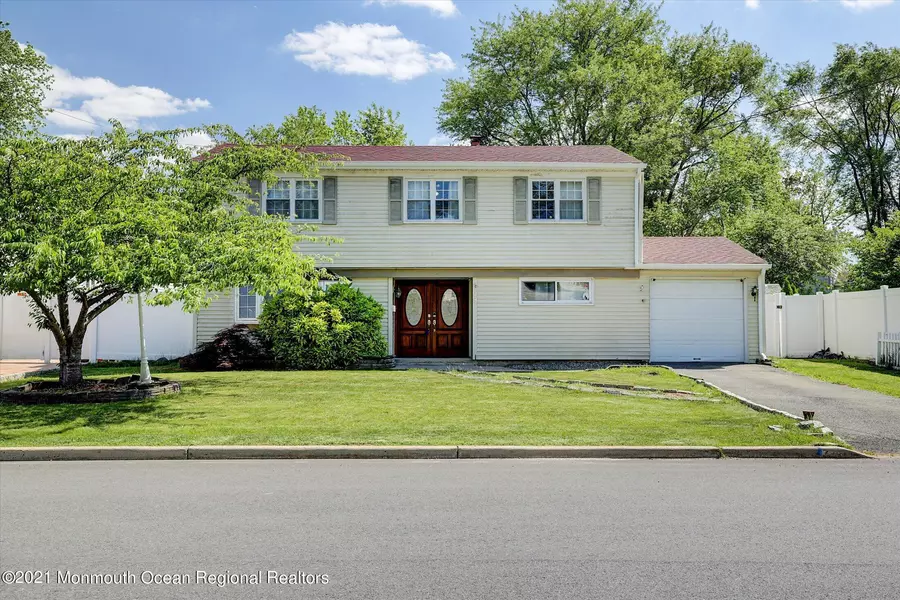 79 Southwood Drive, Old Bridge, NJ 08857