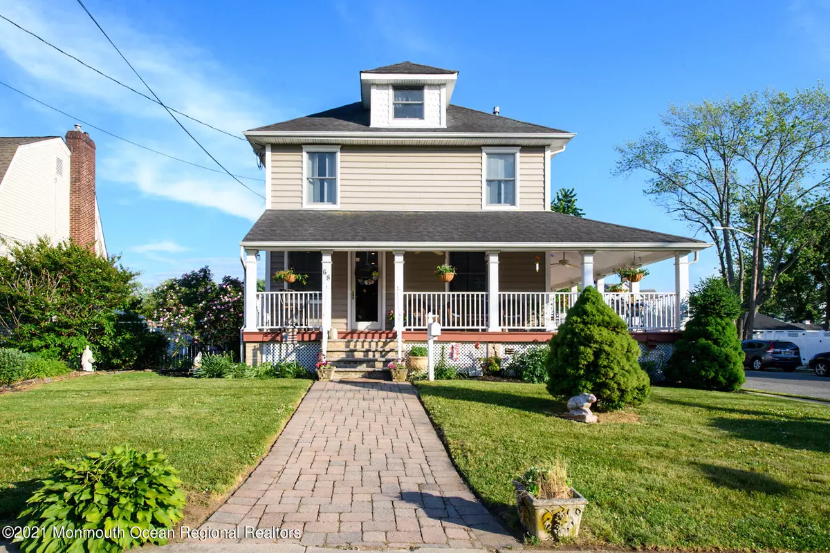 Keyport, NJ 07735,68 Maple Place