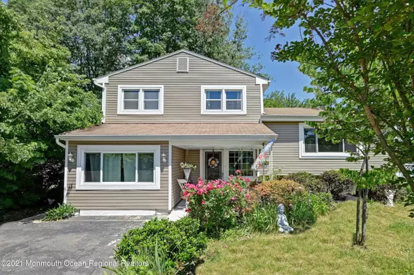 Holmdel, NJ 07733,64 Bethany Road