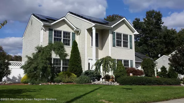 Howell, NJ 07731,12 Shadow Ridge Court