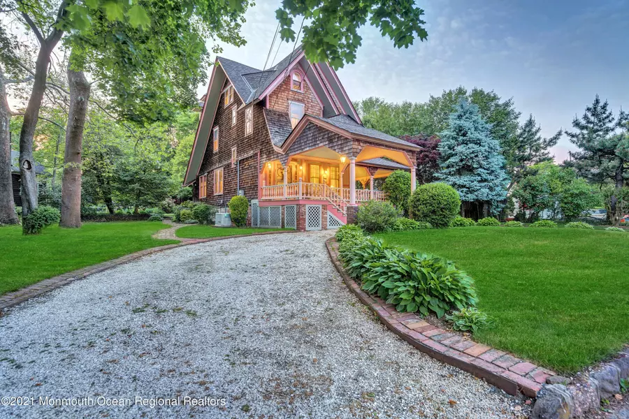 46 Prospect Circle, Atlantic Highlands, NJ 07716