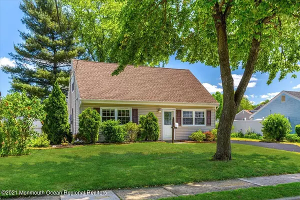 Hazlet, NJ 07730,49 Lynn Boulevard