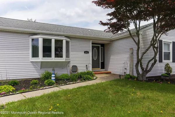 Lanoka Harbor, NJ 08734,502 Cedarwood Drive