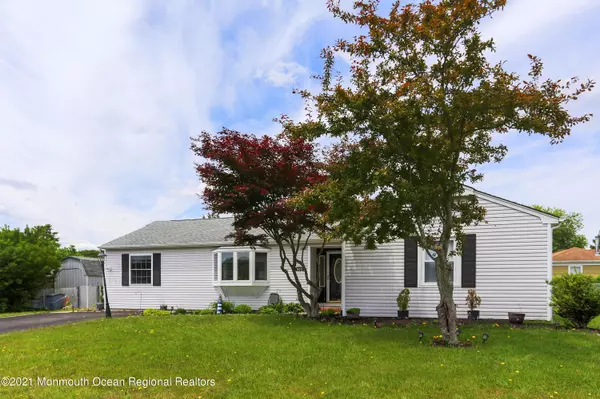 Lanoka Harbor, NJ 08734,502 Cedarwood Drive
