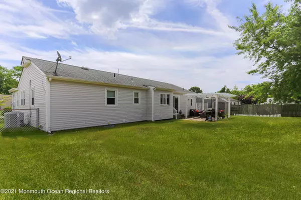 Lanoka Harbor, NJ 08734,502 Cedarwood Drive