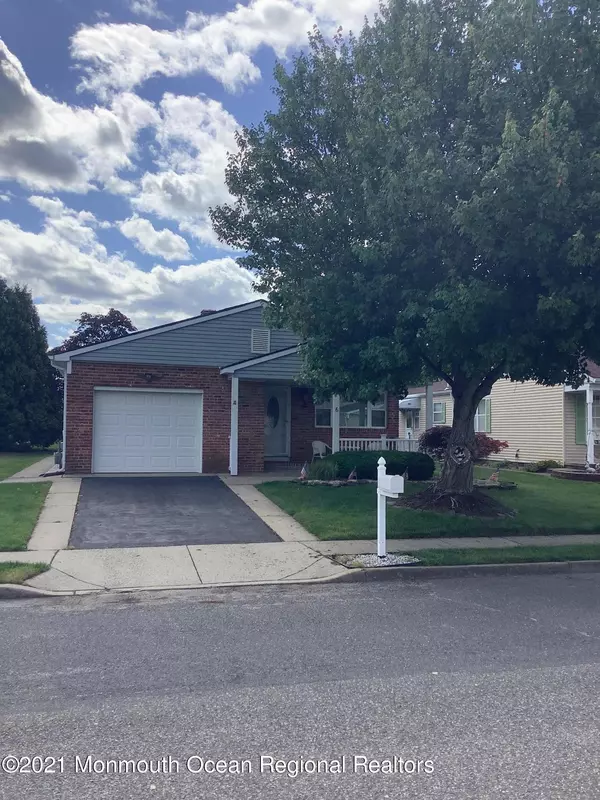 Toms River, NJ 08757,6 Tropicana Court