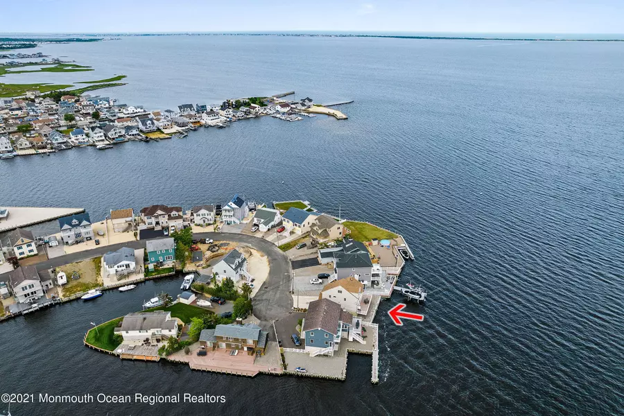 283 Evergreen Drive, Bayville, NJ 08721