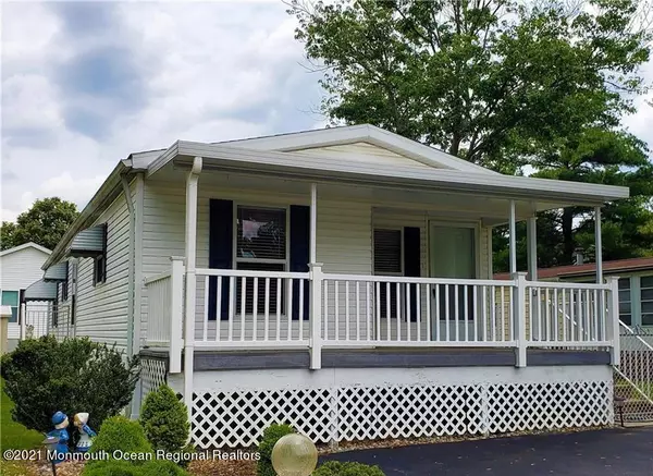 Spotswood, NJ 08884,365 Village Drive E