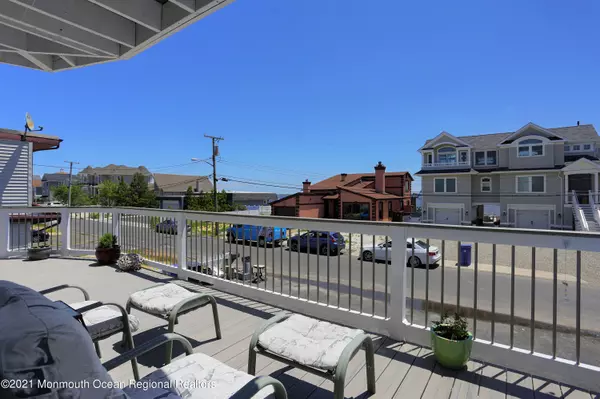 Toms River, NJ 08753,38 Bay Shore Drive