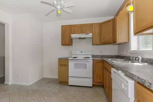 Blackwood, NJ 08012,612 W Blenheim Avenue