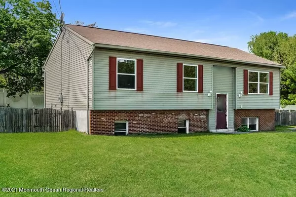 Blackwood, NJ 08012,612 W Blenheim Avenue