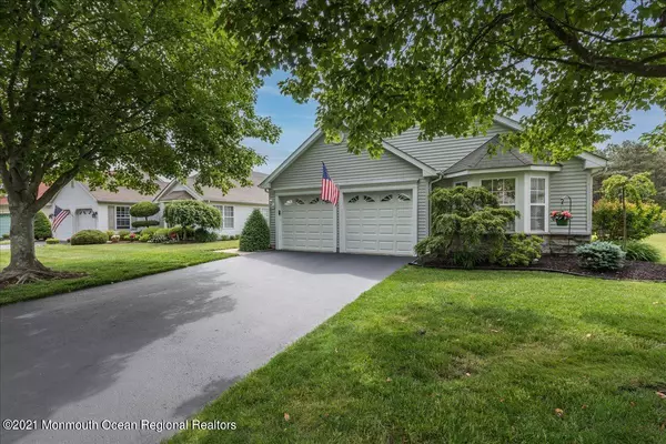 144 Skyline Drive, Lakewood, NJ 08701