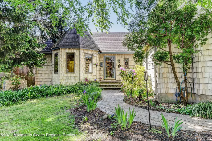 1 Hurley Street, Keyport, NJ 07735