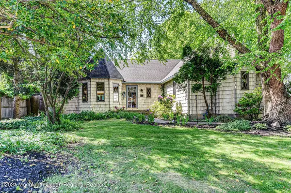 Keyport, NJ 07735,1 Hurley Street