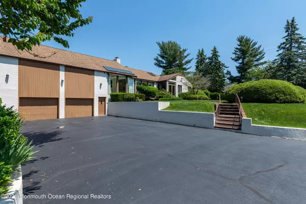 Rumson, NJ 07760,41 Buena Vista Avenue