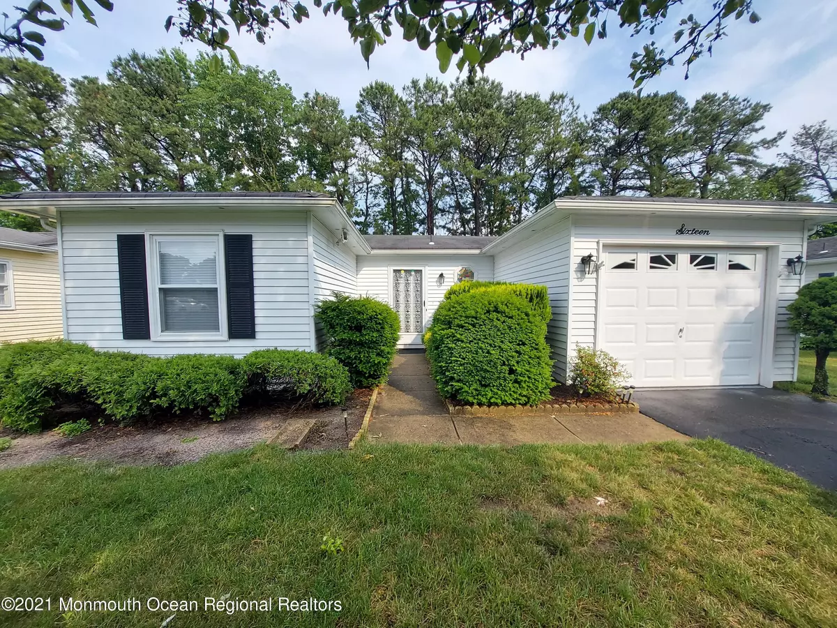 Brick, NJ 08723,16 Bow Drive