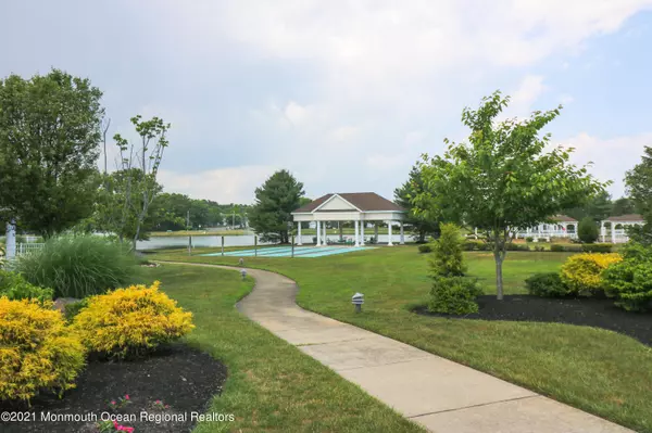 Barnegat, NJ 08005,17 Swimming River Court