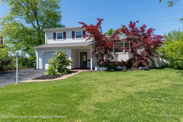 29 Calliope Road, Sayreville Boro, NJ 08872