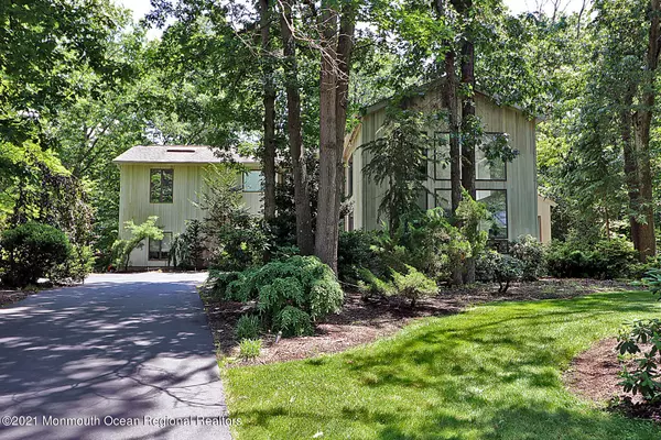 705 Woodchuck Lane, Toms River, NJ 08755