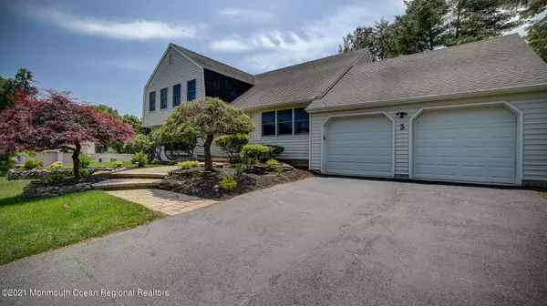 Marlboro, NJ 07746,3 Riva Ridge Court