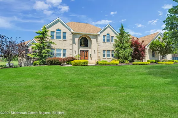 9 Randall Drive,  Manalapan,  NJ 07726