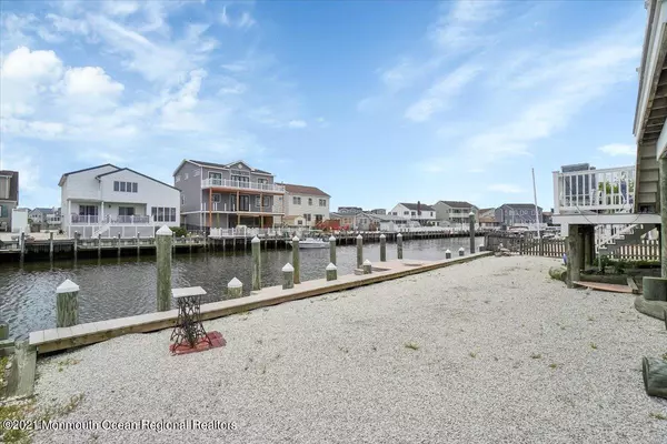 Stafford, NJ 08050,388 Morris Boulevard