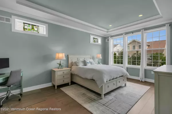 Tinton Falls, NJ 07753,23 Northcrest Drive