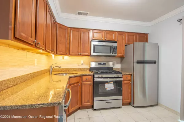 North Brunswick, NJ 08902,151 Aspen Drive