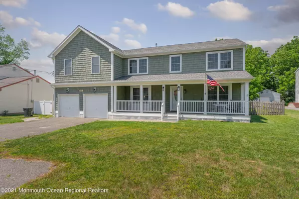 652 Clifton Avenue, Toms River, NJ 08753