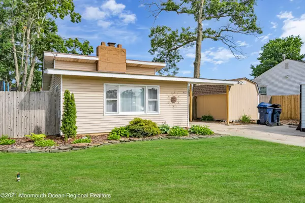 417 Ocean Avenue, Beachwood, NJ 08722