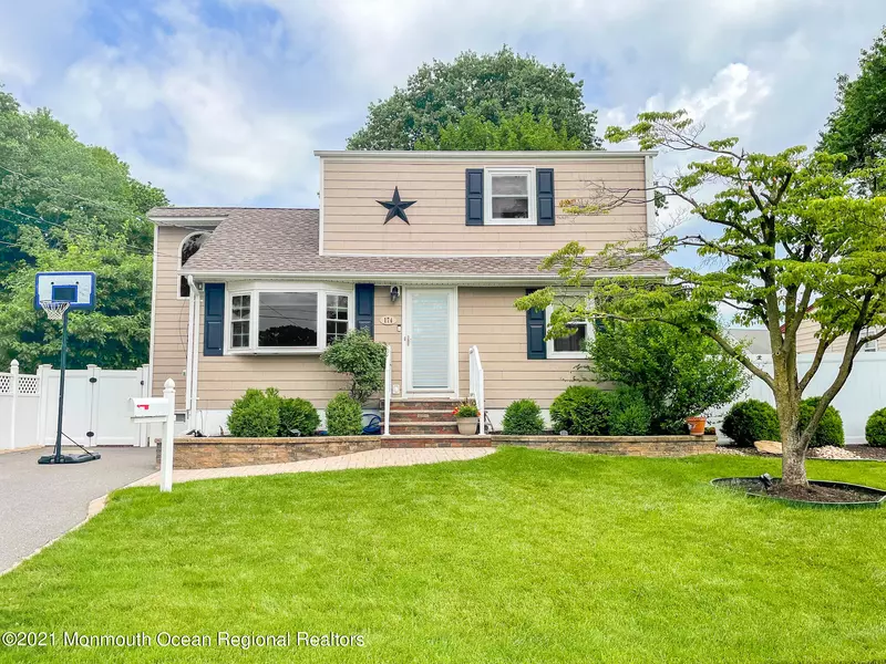 174 Oakmanor Parkway, South Plainfield, NJ 07080