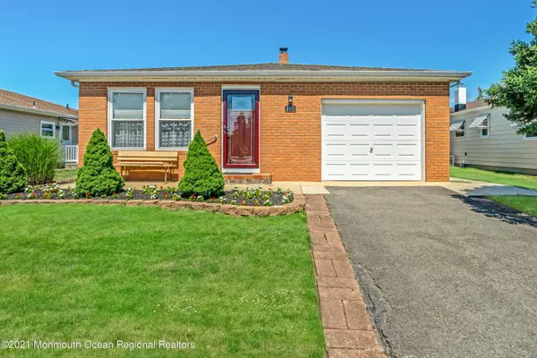 117 Bananier Drive, Toms River, NJ 08757