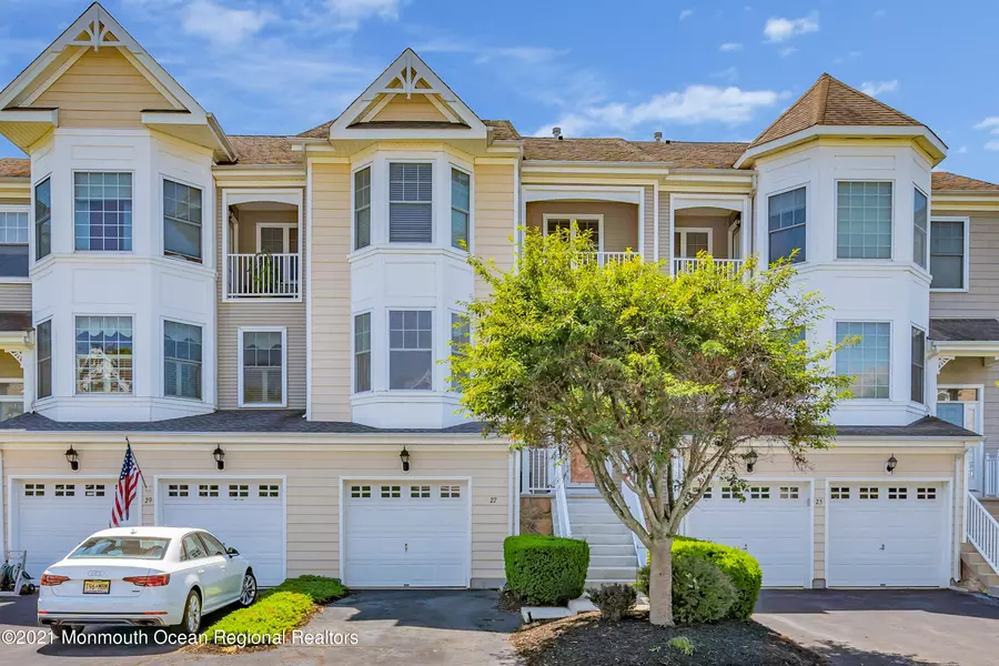 27 S Shore Drive, South Amboy, NJ 08879