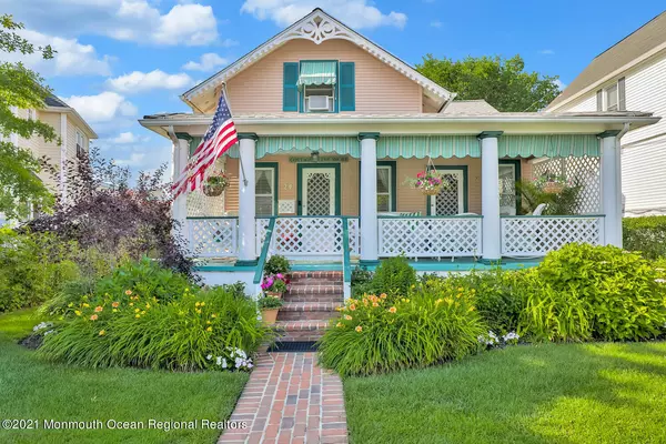 Rumson, NJ 07760,24 Grant Avenue