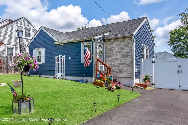 Keyport, NJ 07735,75 Ocean Boulevard