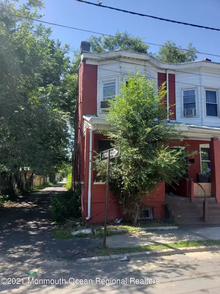 27 Harris Avenue, Trenton, NJ 08618
