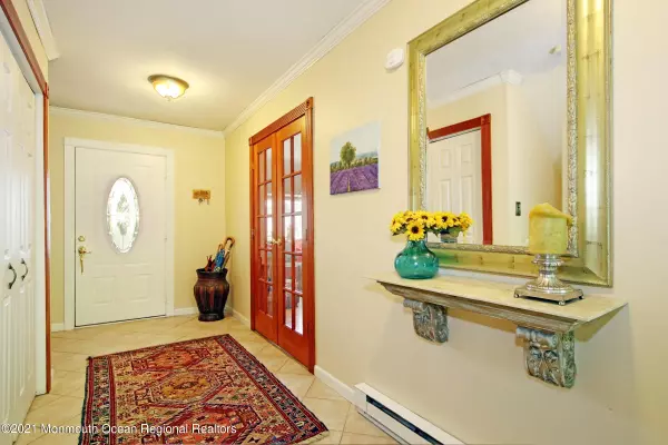 Little Silver, NJ 07739,588 Branch Avenue