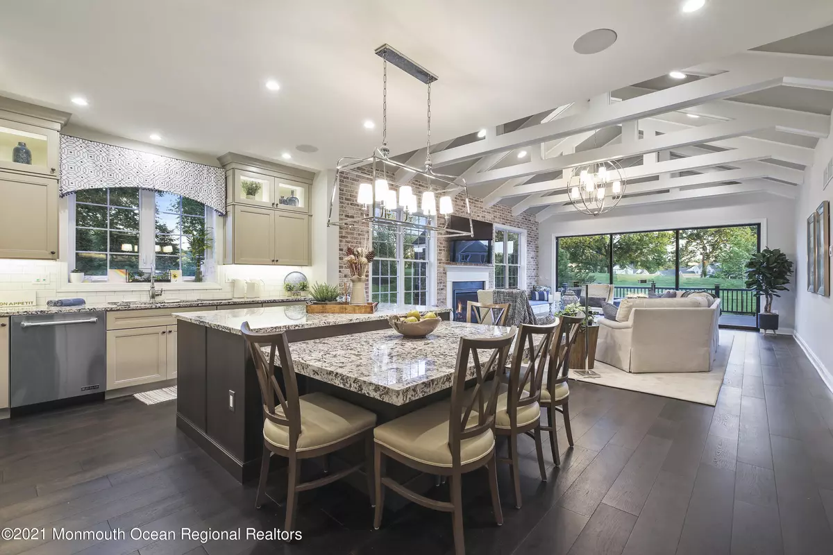 Holmdel, NJ 07733,30 Stratford Lane #531