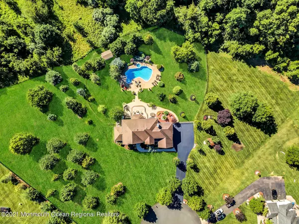 Millstone, NJ 08510,5 Doctors Creek Court