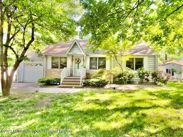 Spotswood, NJ 08884,34 Elm Street