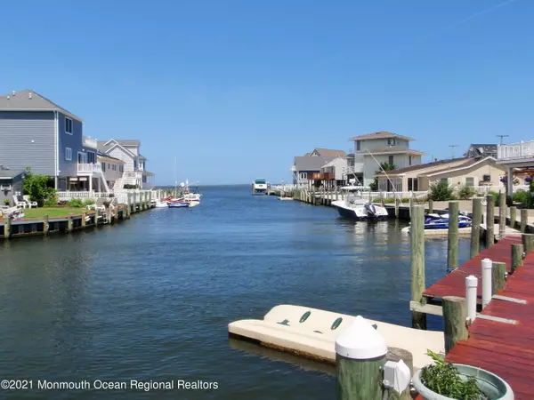 Berkeley, NJ 08721,243 Teakwood Drive