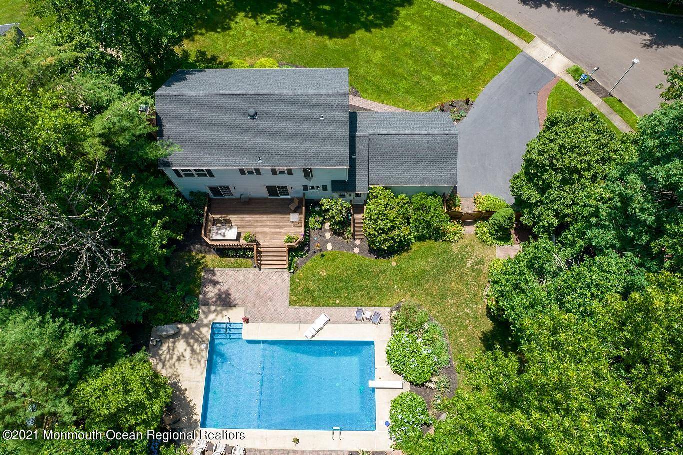Middletown, NJ 07748,8 Confield Court