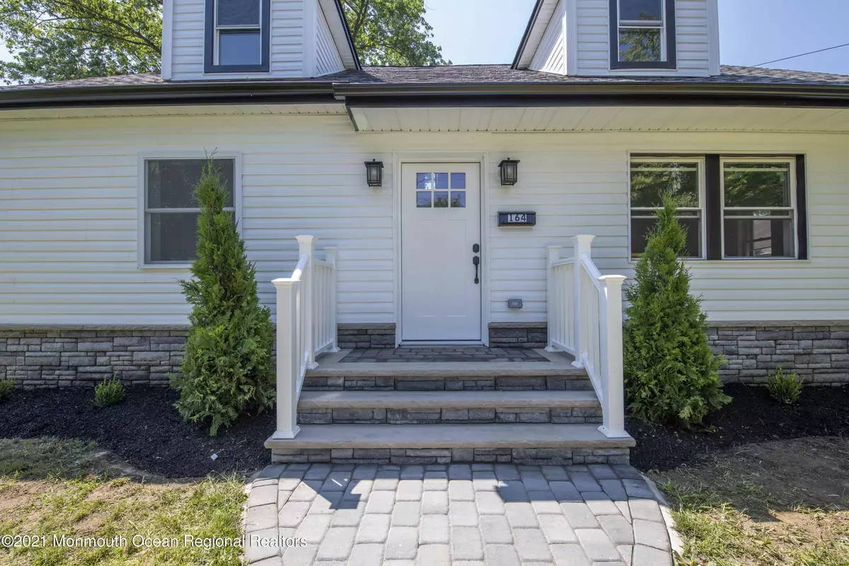 Eatontown, NJ 07724,164 Tinton Avenue