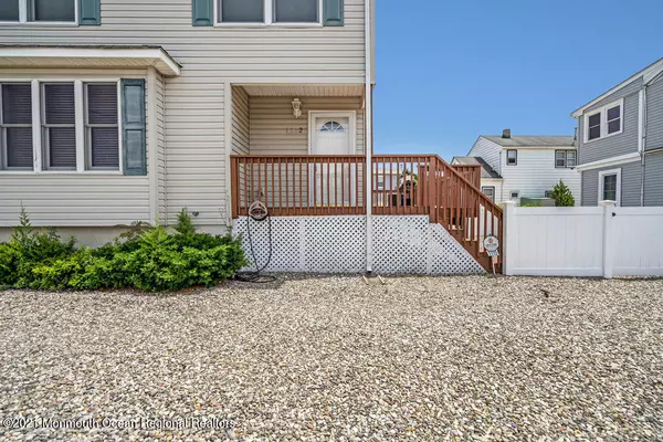 Seaside Park, NJ 08752,1112 Central Avenue